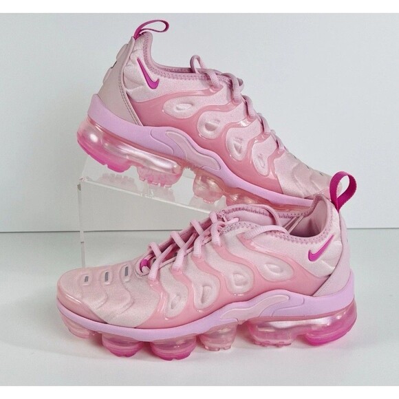 New Women's Size 10 Nike Air Vapormax Plus Running Shoes  Pink Foam FZ3614-686 - Picture 1 of 16